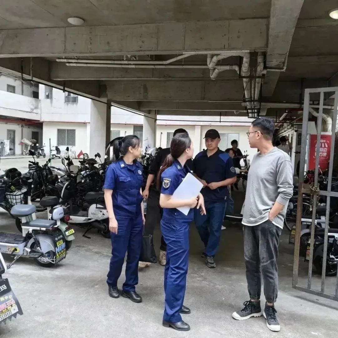 1716371054607285.jpg 640.jpg